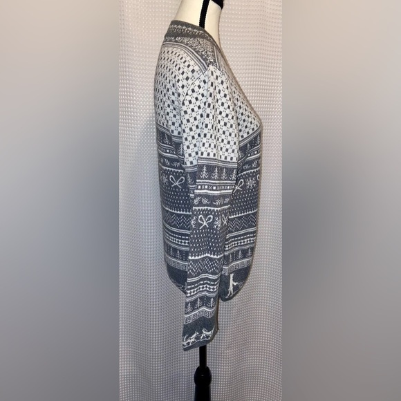 Women’s Woolrich V‎ neckline winter Nordic white gray knit sweater Sz medium - Picture 4 of 12